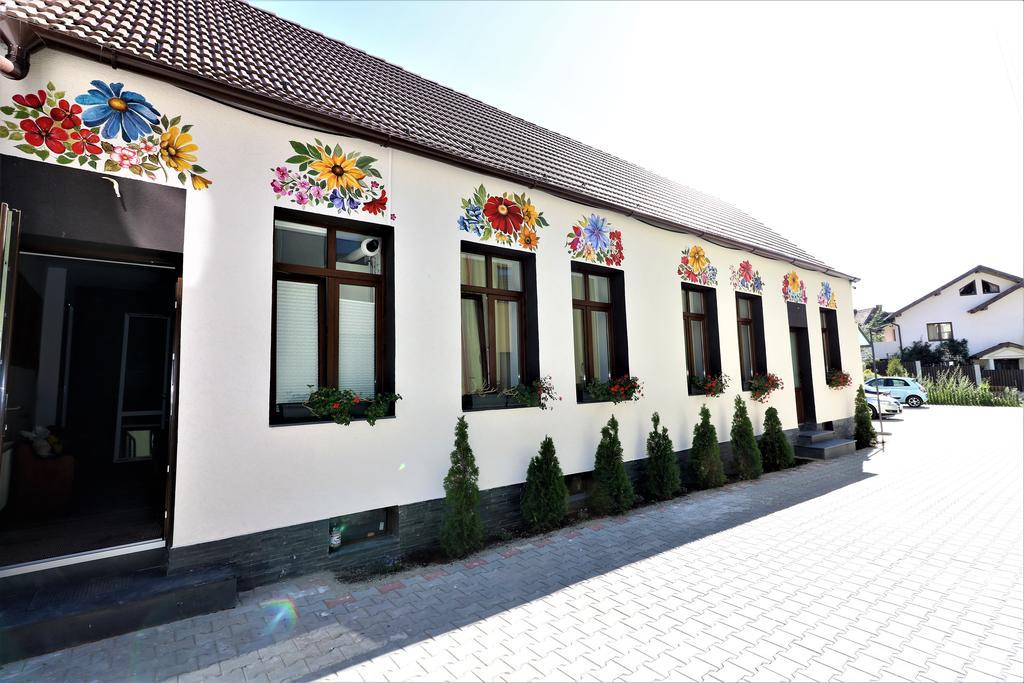 Flowers House ซีบิว ภายนอก รูปภาพ