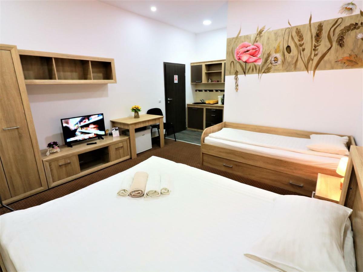 Flowers House ซีบิว ภายนอก รูปภาพ