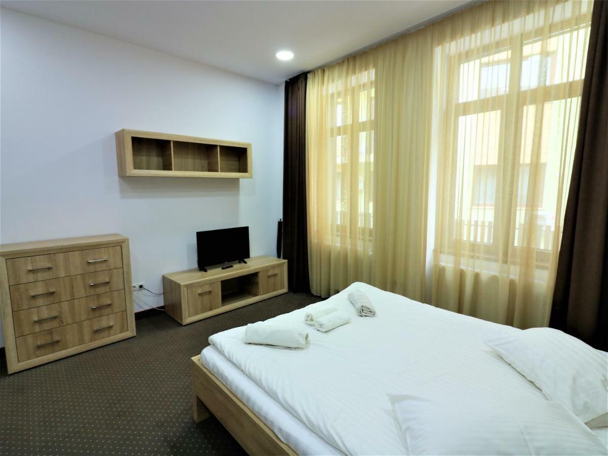 Flowers House ซีบิว ภายนอก รูปภาพ