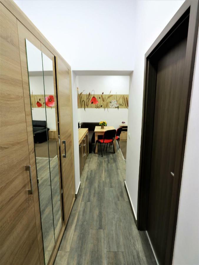 Flowers House ซีบิว ภายนอก รูปภาพ
